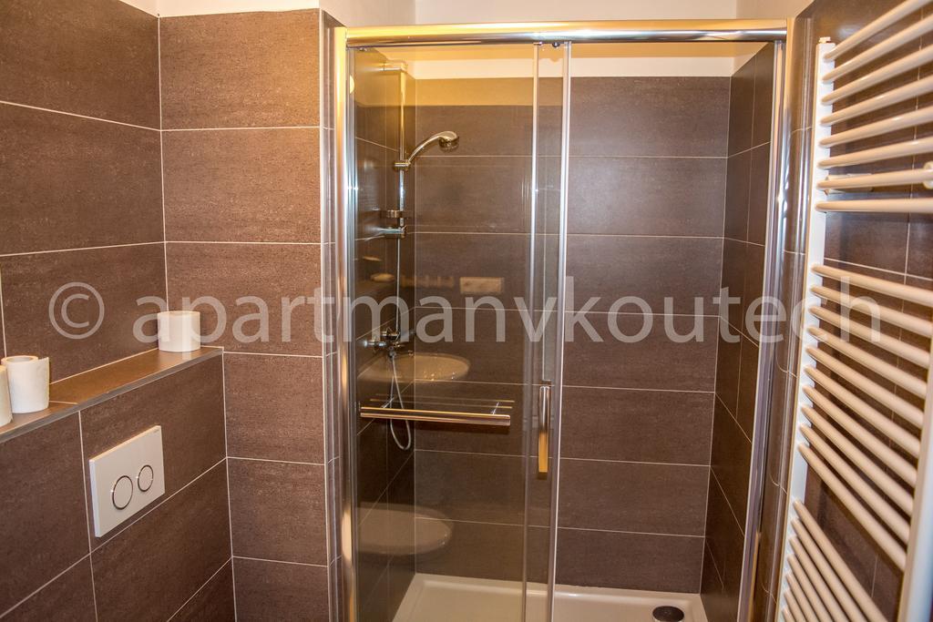 Apartman V Koutech 코우티 외부 사진
